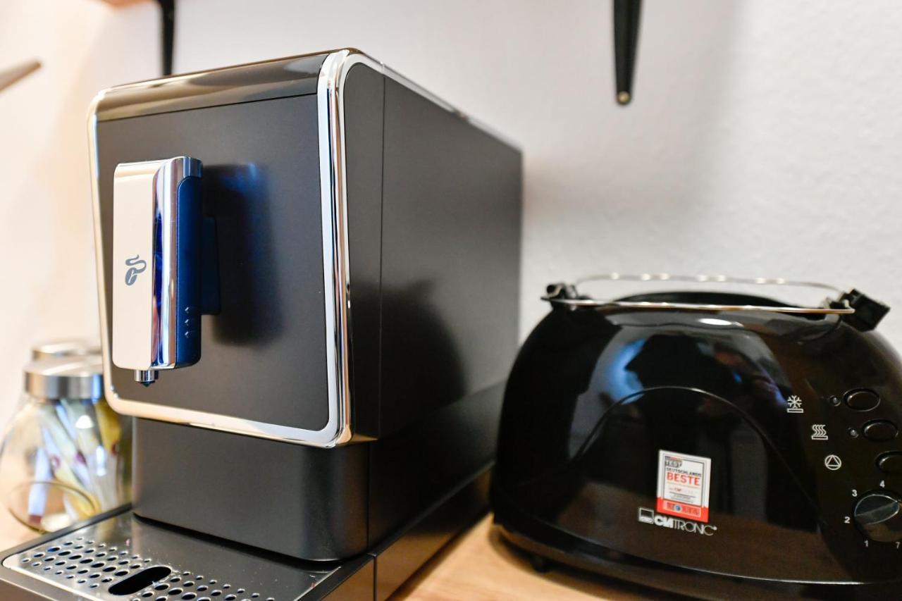 Fuerst-pueckler-apartment_bis 6 Personen_waschmaschine_kueche_2x Parkplaetze_terrasse_netflix