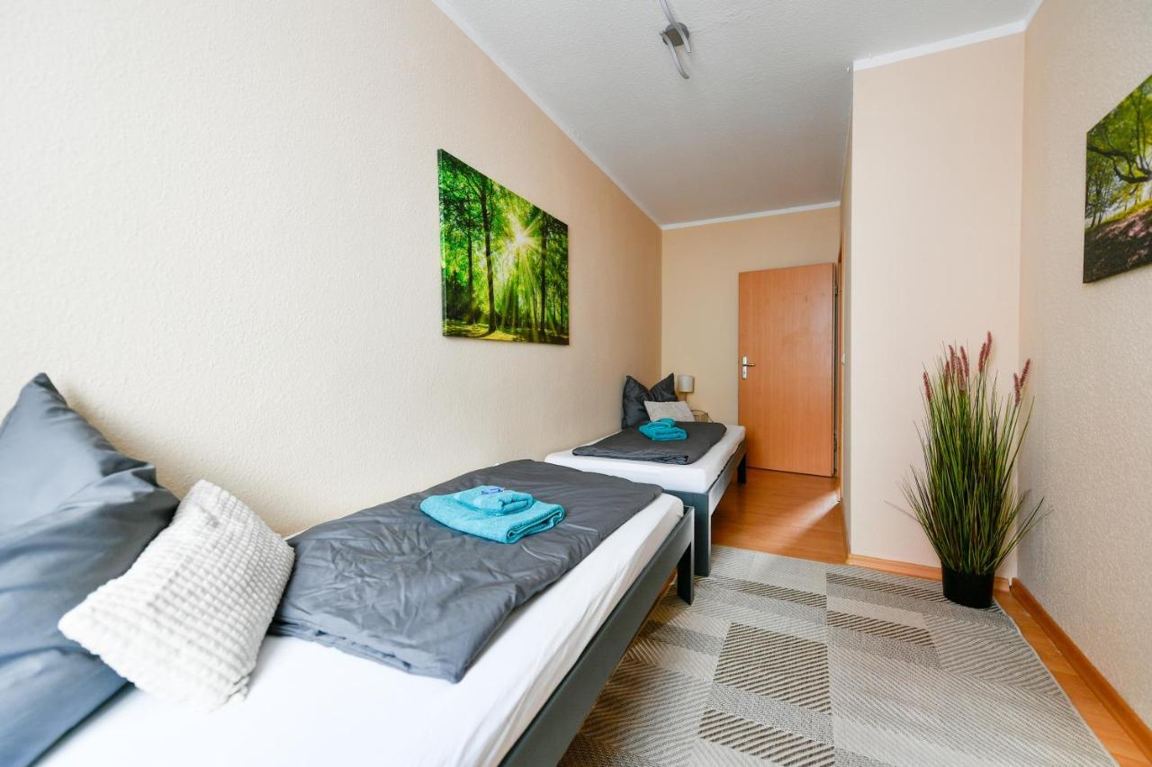 Fuerst-pueckler-apartment_bis 6 Personen_waschmaschine_kueche_2x Parkplaetze_terrasse_netflix Apartment